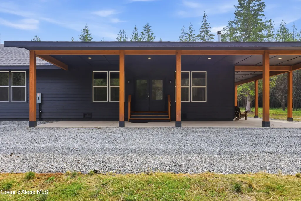 112 Alberato Road Priest River ID 83856