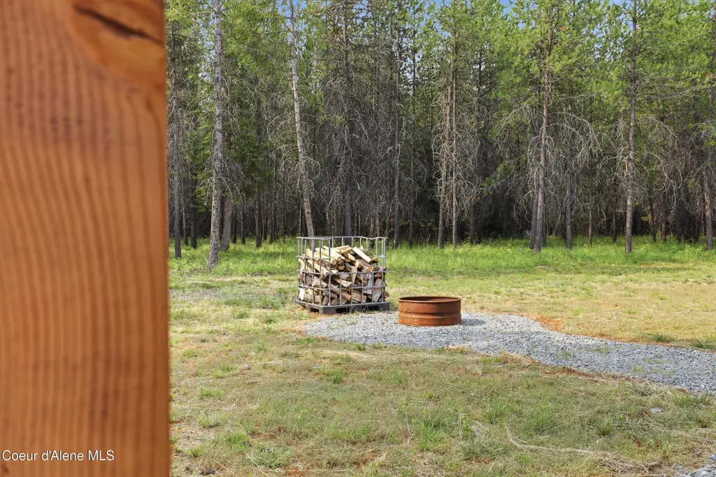 112 Alberato Road Priest River ID 83856