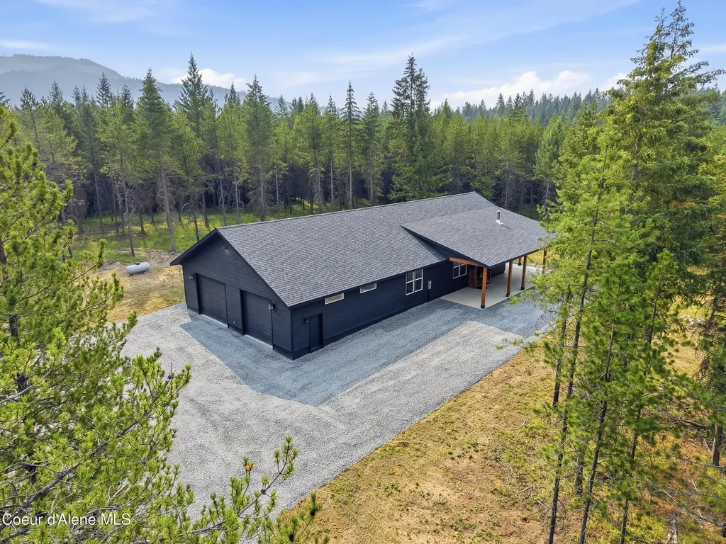 112 Alberato Road Priest River ID 83856