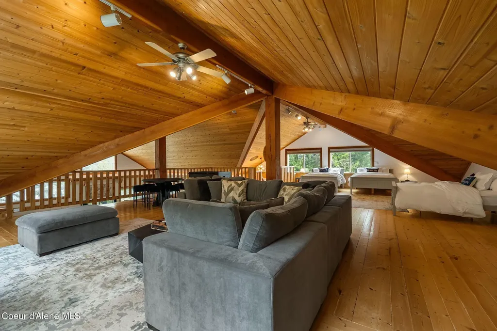 205 Lark Lane Priest Lake ID 83856