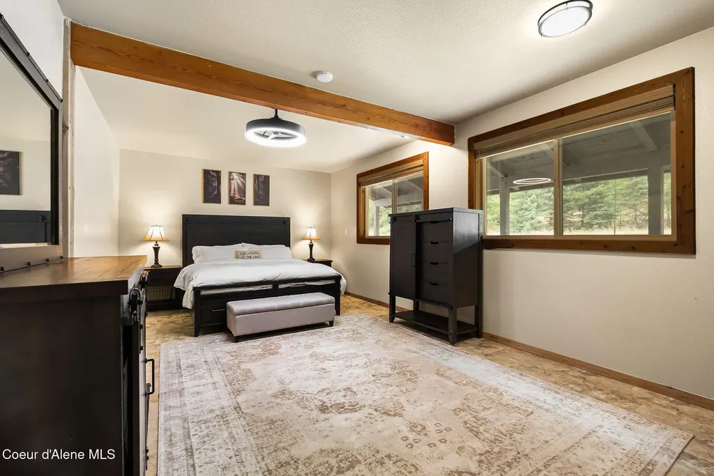 205 Lark Lane Priest Lake ID 83856