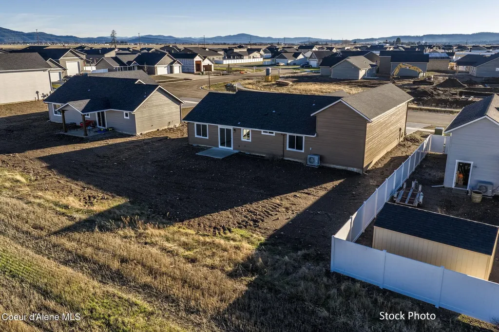 12018 N Lennon Lane Rathdrum ID 83858