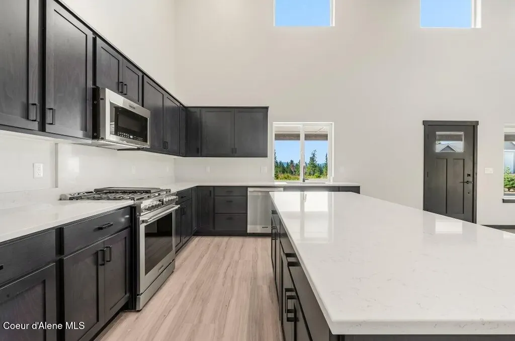 25817 N Dickens Road Athol ID 83801