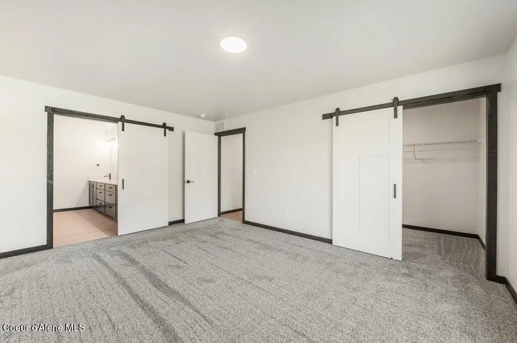 25817 N Dickens Road Athol ID 83801