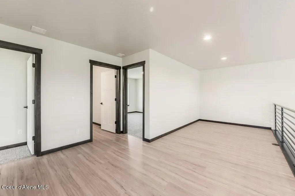 25817 N Dickens Road Athol ID 83801