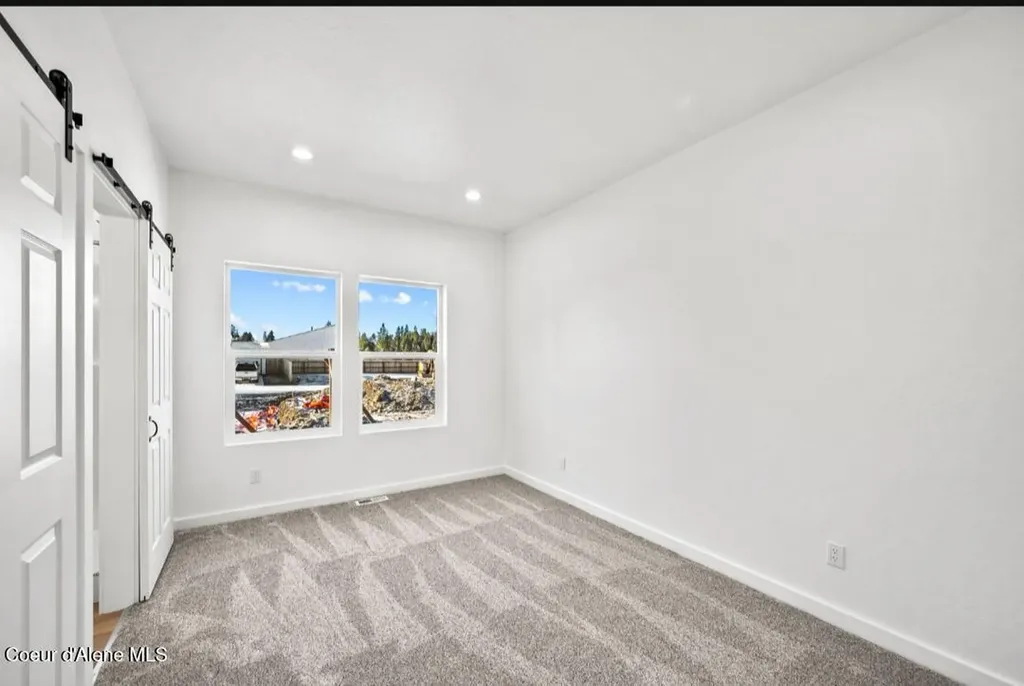 80 E Beardmore Avenue Priest River ID 83856