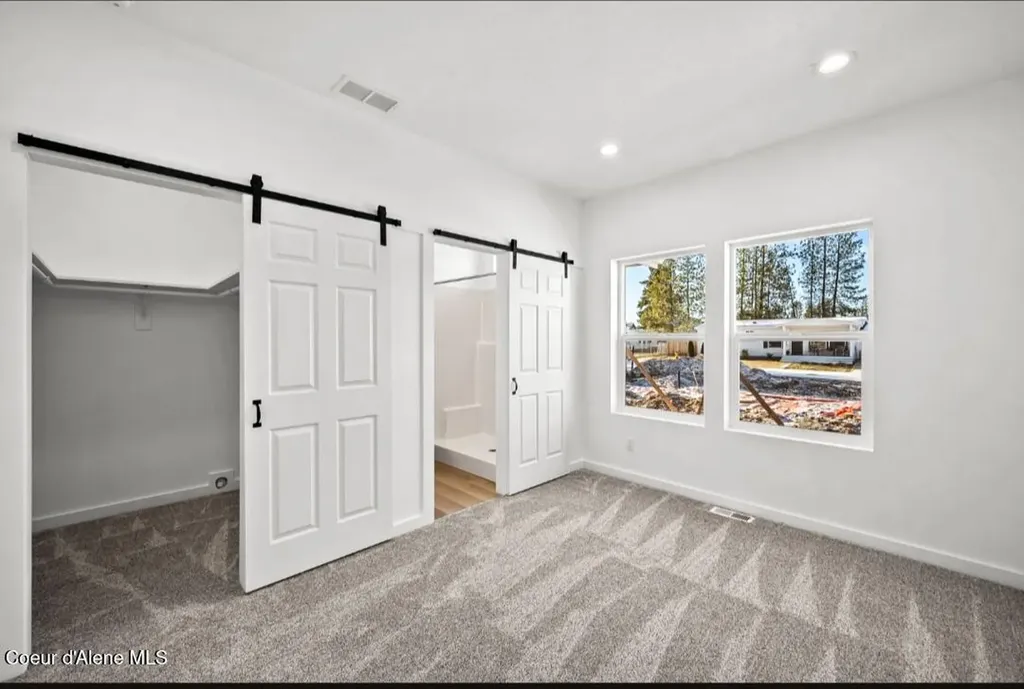 80 E Beardmore Avenue Priest River ID 83856
