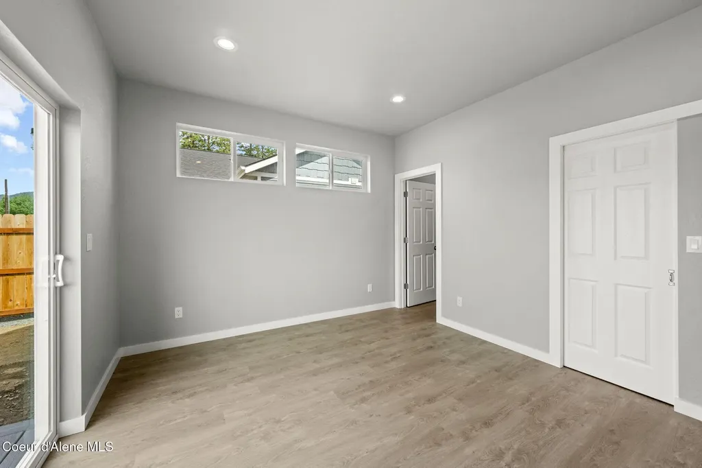 80 E Beardmore Avenue Priest River ID 83856