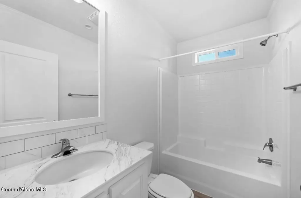 80 E Beardmore Avenue Priest River ID 83856