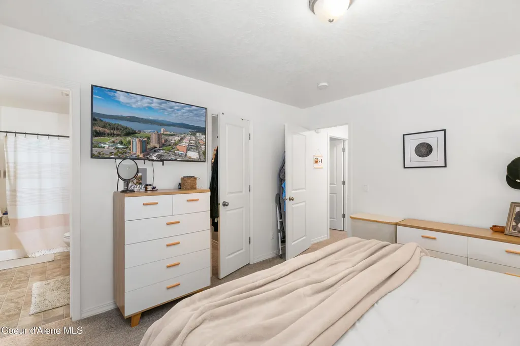 3611 E Kauffman Lane Post Falls ID 83854