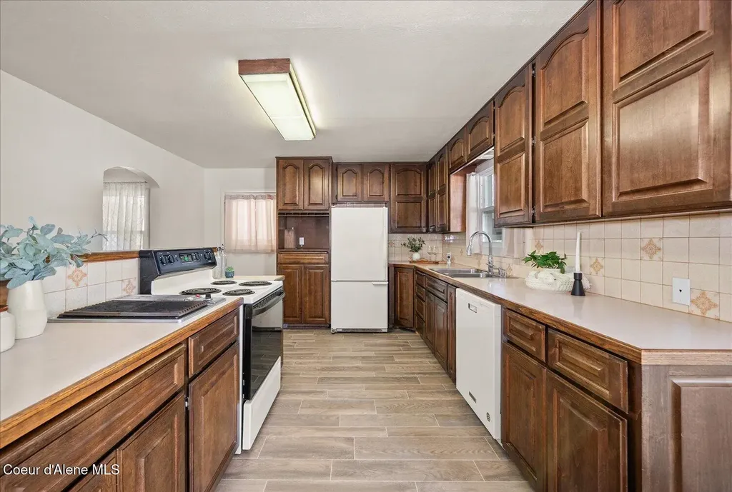 711 E Mullan Avenue Post Falls ID 83854