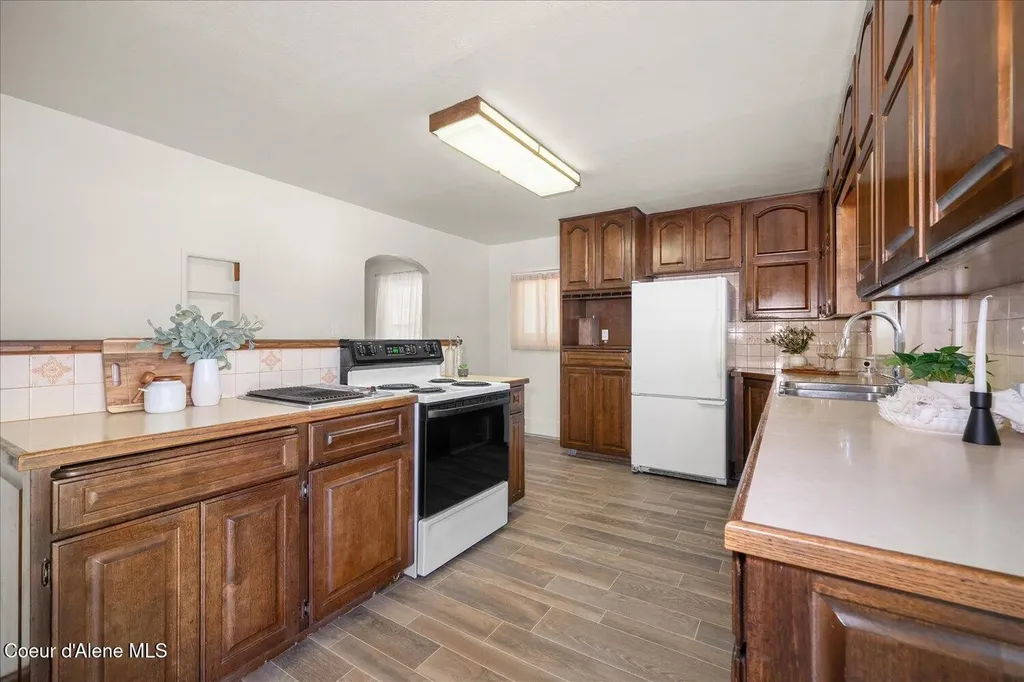 711 E Mullan Avenue Post Falls ID 83854