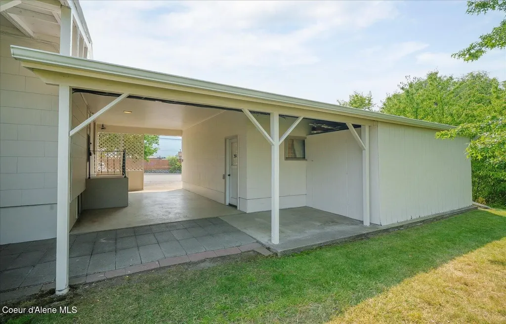 711 E Mullan Avenue Post Falls ID 83854