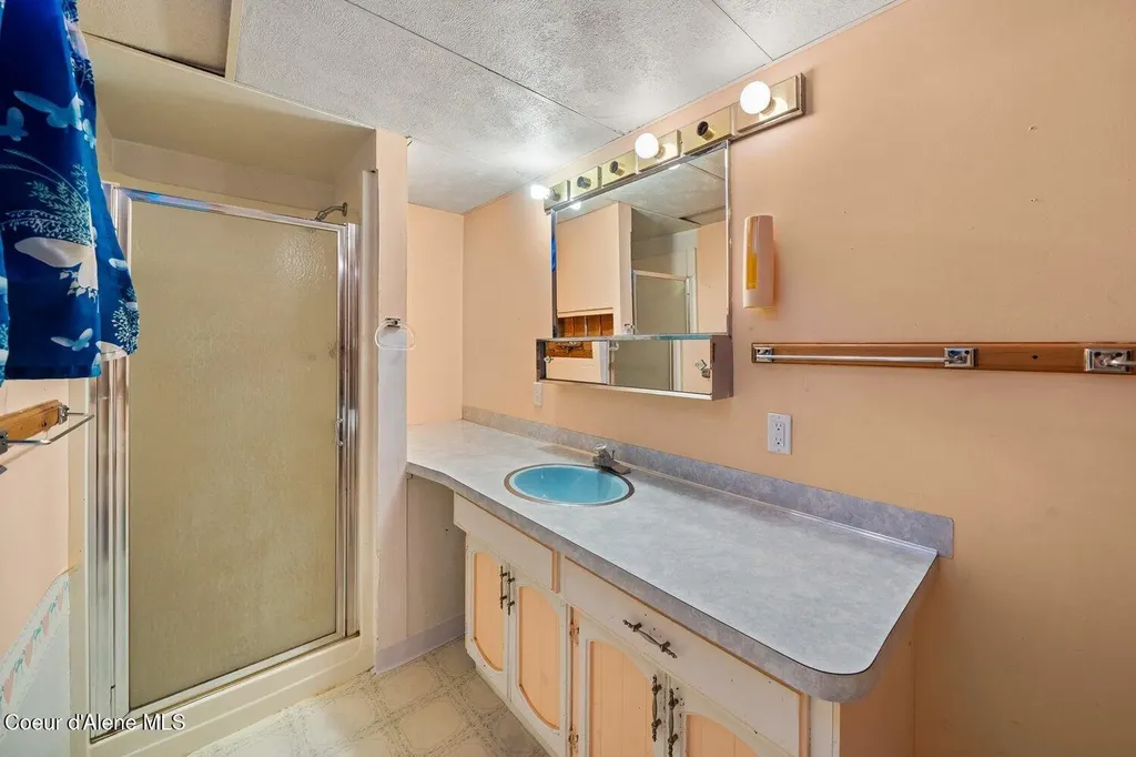 711 E Mullan Avenue Post Falls ID 83854