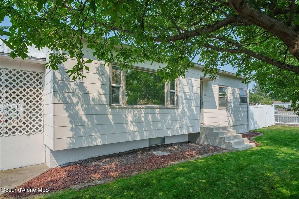 711 E Mullan Avenue Post Falls ID 83854