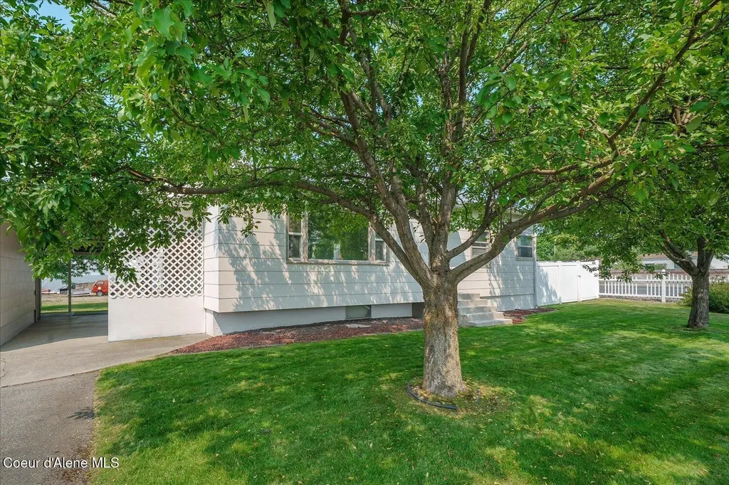 711 E Mullan Avenue Post Falls ID 83854