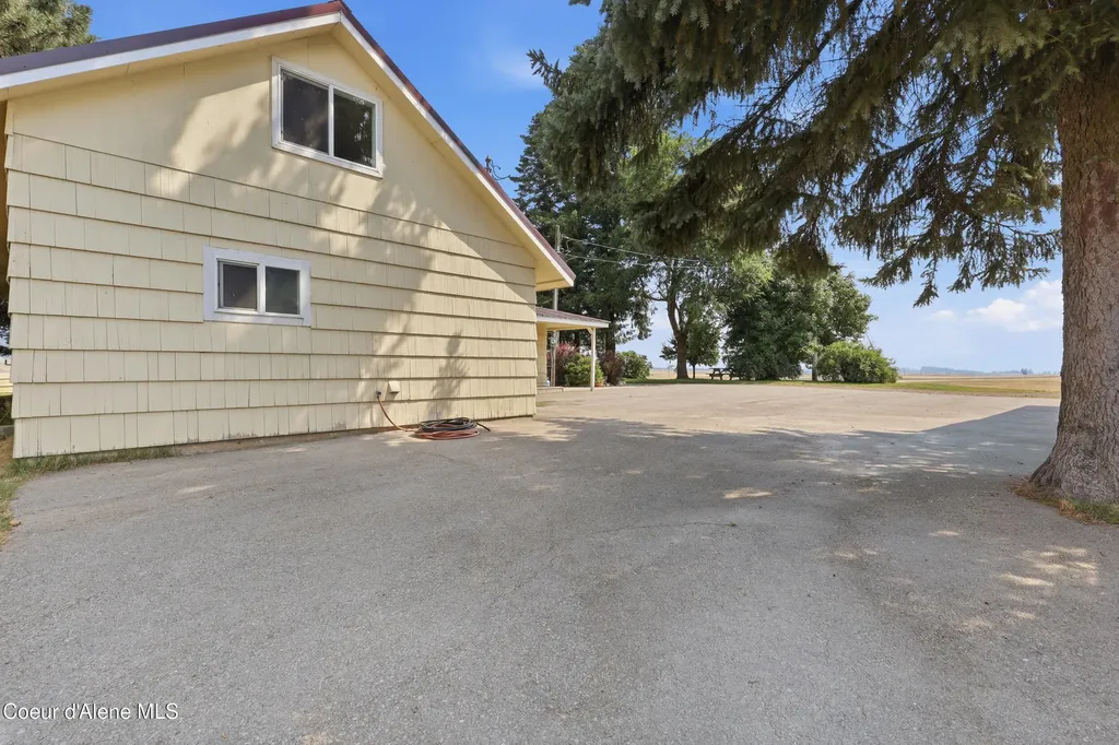 14918 W Ness Road Worley ID 83876