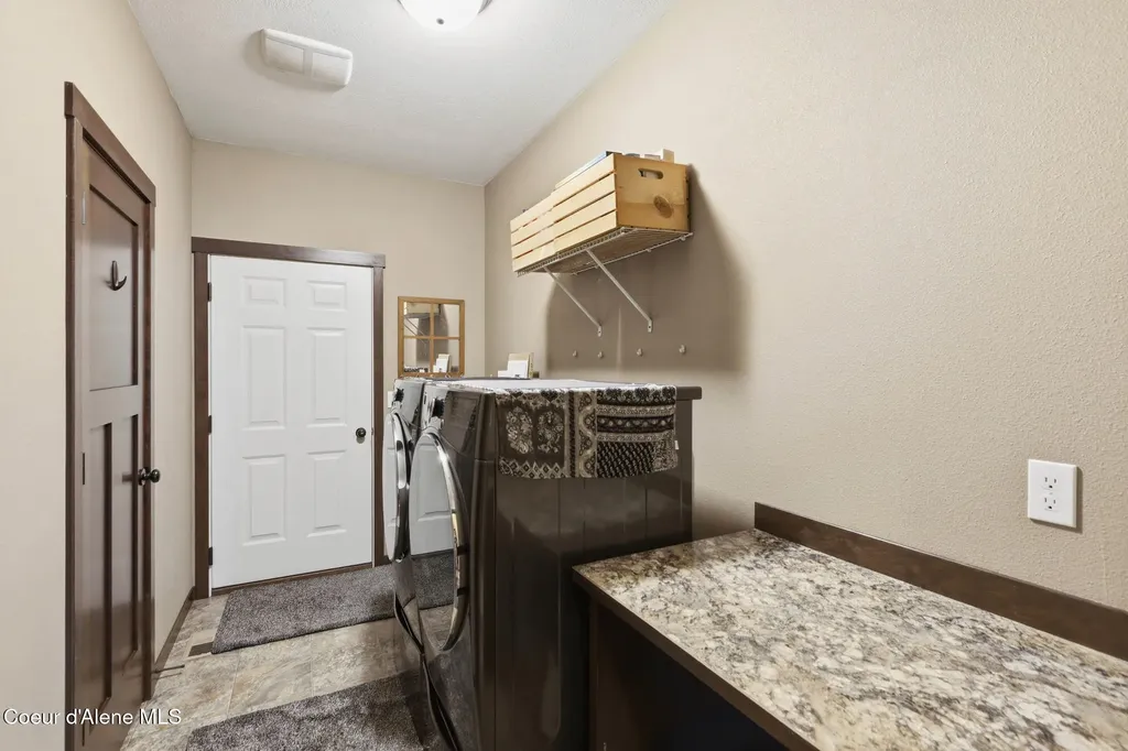 3106 E Obadiah Court Athol ID 83801