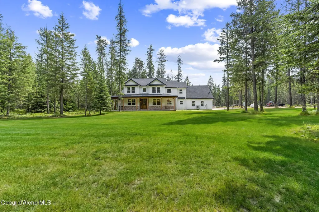33254 N Riffle Road Spirit Lake ID 83869