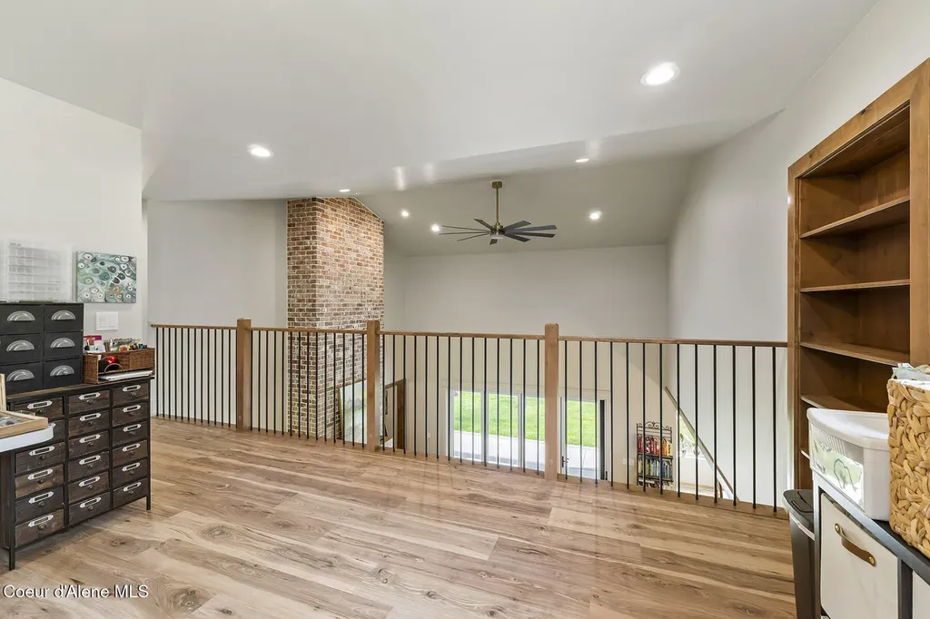 33254 N Riffle Road Spirit Lake ID 83869