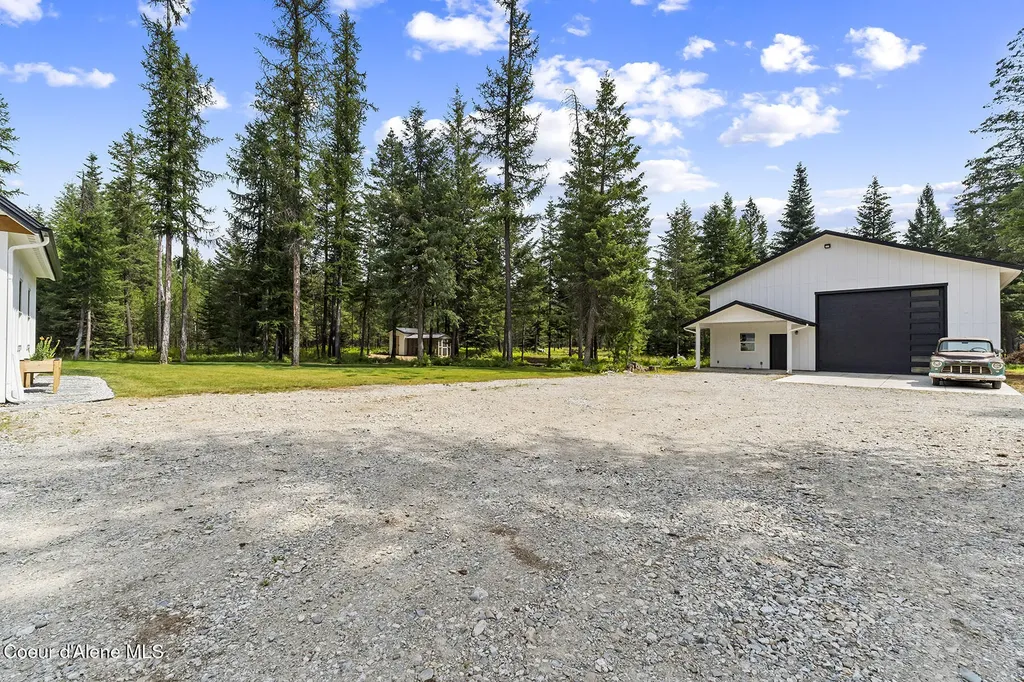 33254 N Riffle Road Spirit Lake ID 83869