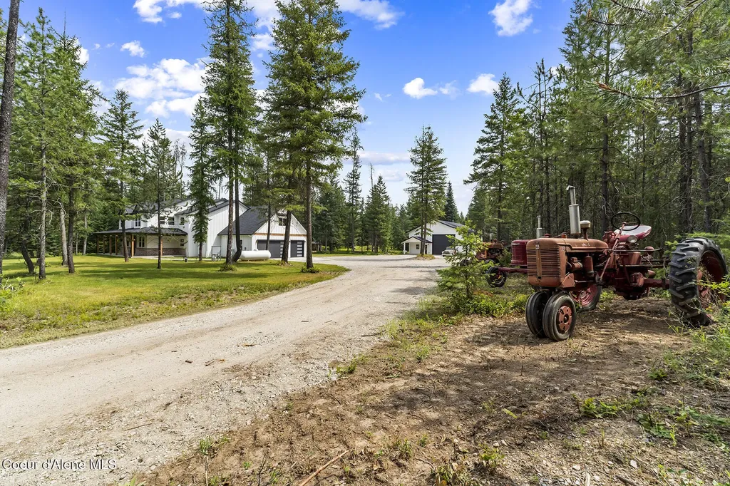 33254 N Riffle Road Spirit Lake ID 83869