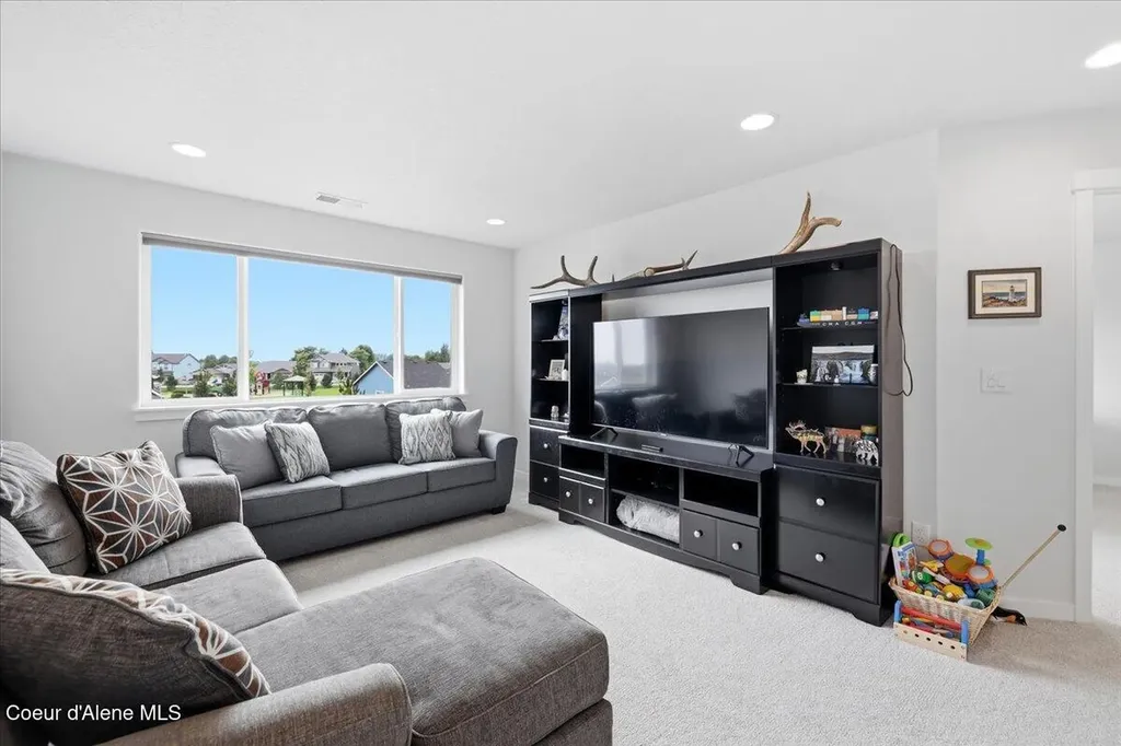 1096 E Percival Lane Post Falls ID 83854