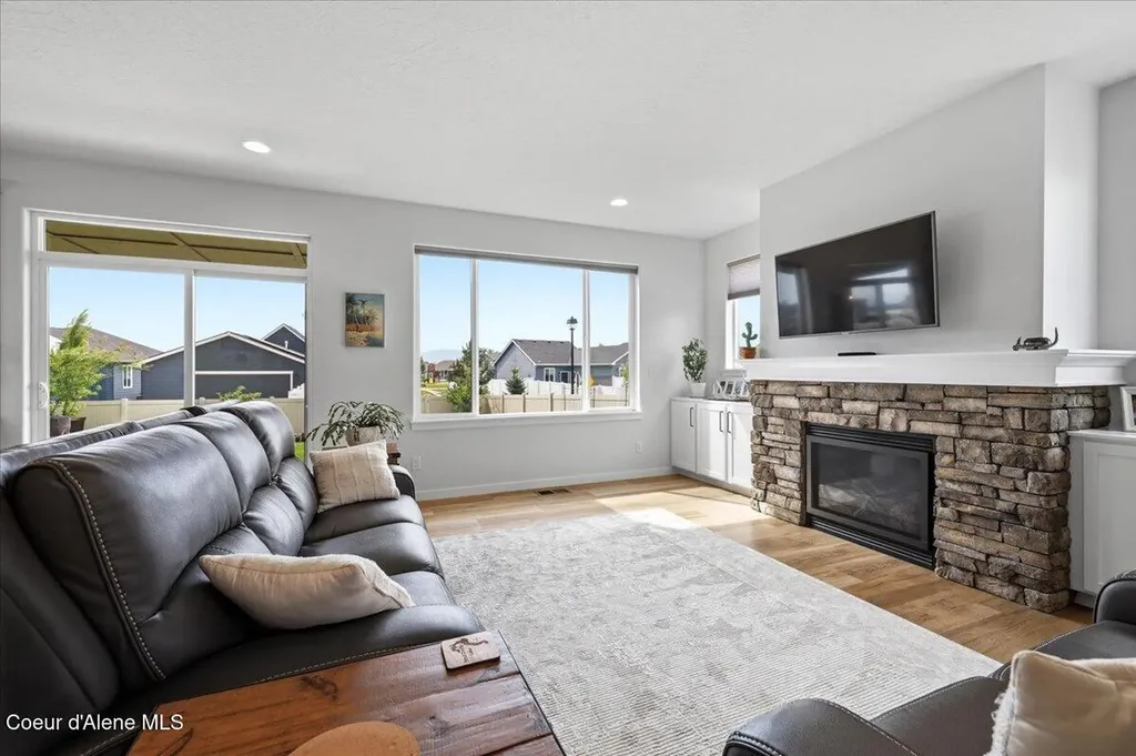 1096 E Percival Lane Post Falls ID 83854