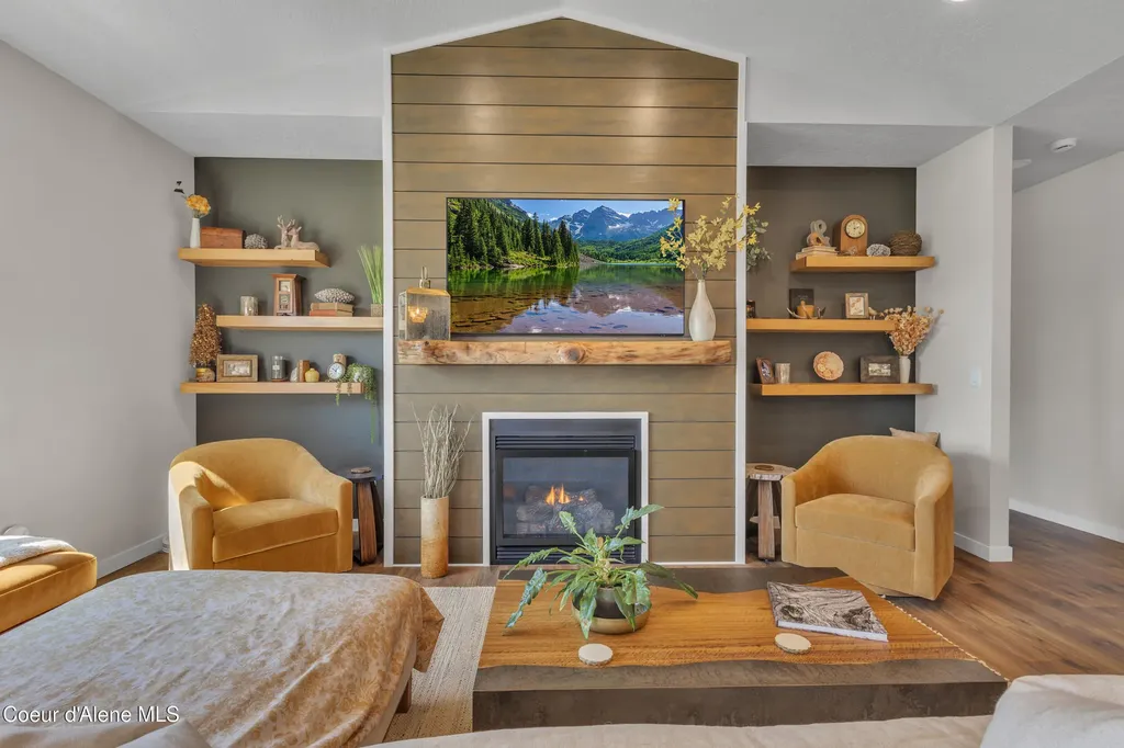 3510 N Cyprus Fox Loop Post Falls ID 83854