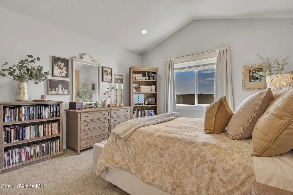 3510 N Cyprus Fox Loop Post Falls ID 83854