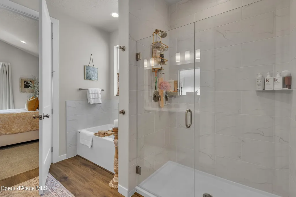 3510 N Cyprus Fox Loop Post Falls ID 83854