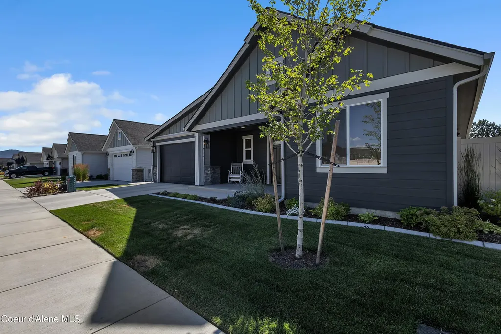 3510 N Cyprus Fox Loop Post Falls ID 83854