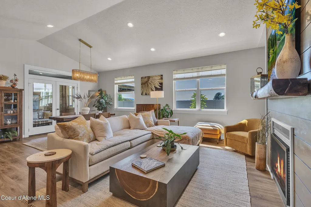 3510 N Cyprus Fox Loop Post Falls ID 83854