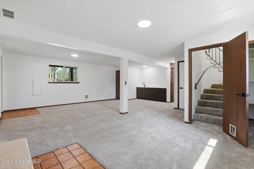 200 S Cottonwood Court Post Falls ID 83854