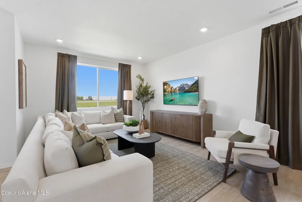 11901 W Kilkenny Drive Post Falls ID 83854