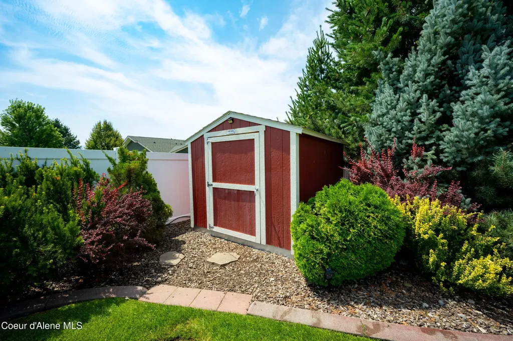 1543 N Chetco Drive Post Falls ID 83854