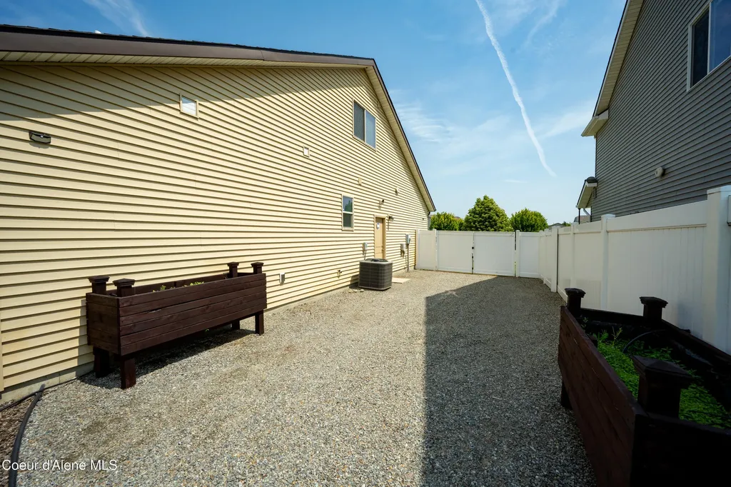 1543 N Chetco Drive Post Falls ID 83854