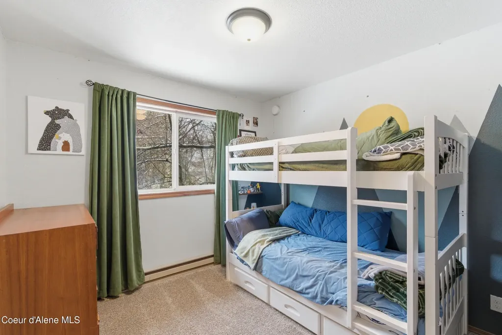 1909 W James Crowe Drive Hayden ID 83835