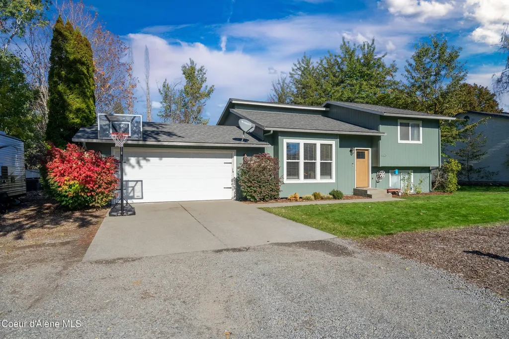 1909 W James Crowe Drive Hayden ID 83835