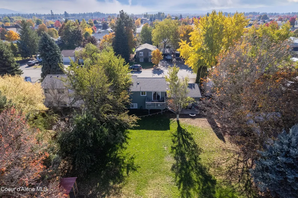 1909 W James Crowe Drive Hayden ID 83835