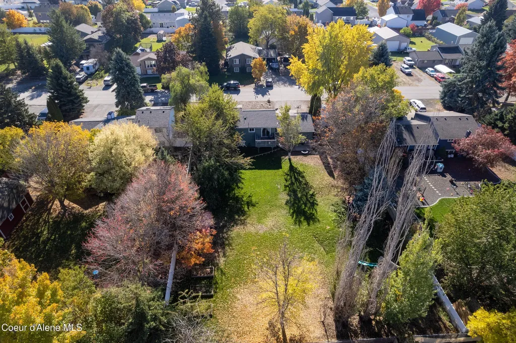 1909 W James Crowe Drive Hayden ID 83835