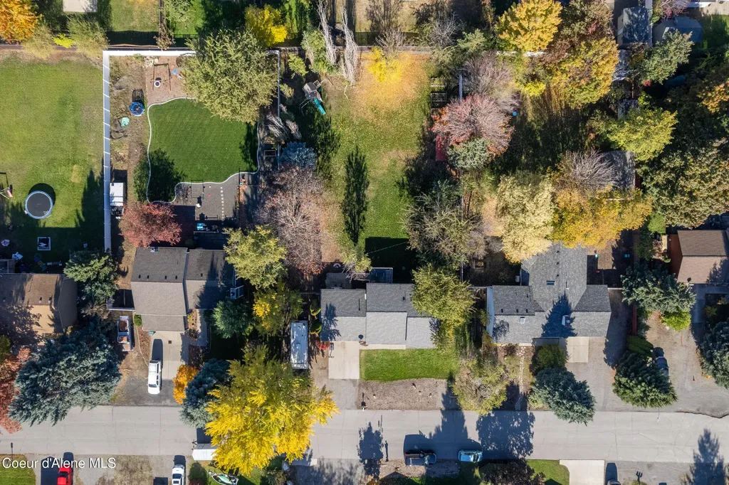 1909 W James Crowe Drive Hayden ID 83835