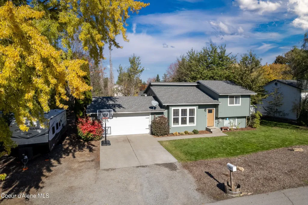 1909 W James Crowe Drive Hayden ID 83835