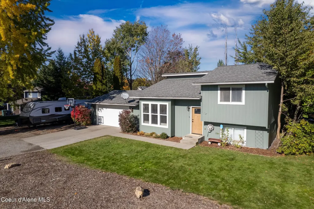 1909 W James Crowe Drive Hayden ID 83835