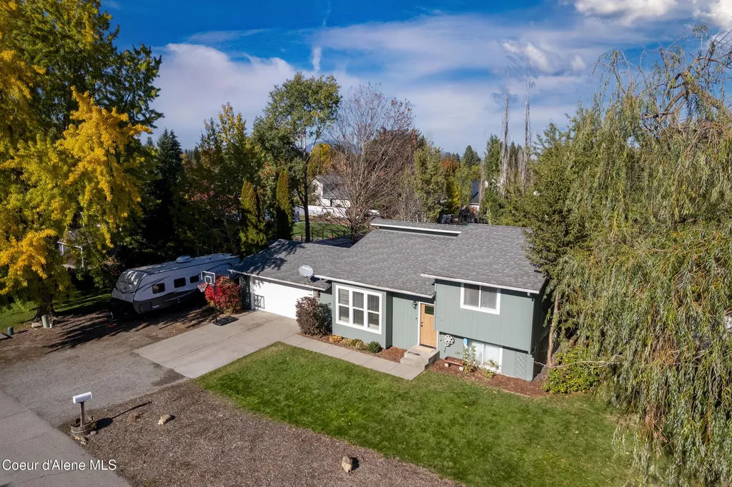 1909 W James Crowe Drive Hayden ID 83835
