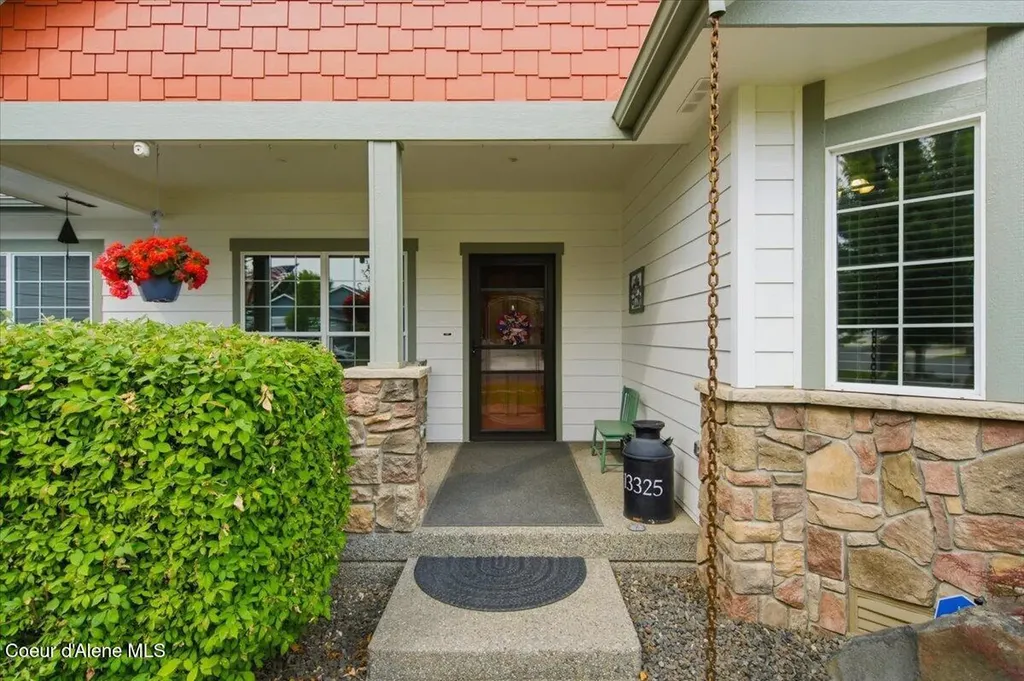 13325 N Glistening Court Rathdrum ID 83858