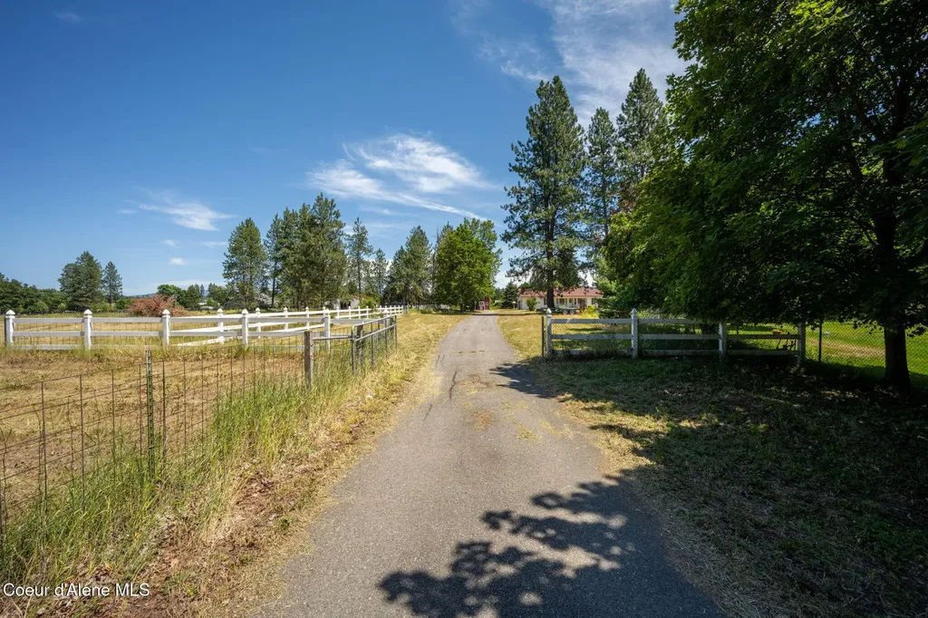 10064 N Government Way Hayden ID 83835