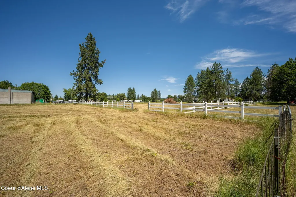 10064 N Government Way Hayden ID 83835