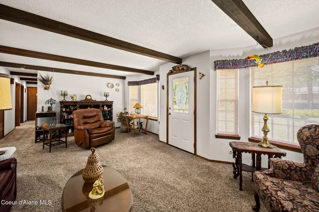 10064 N Government Way Hayden ID 83835