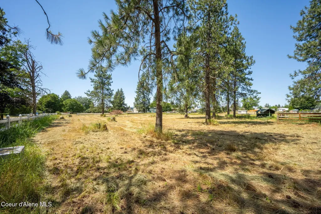 10064 N Government Way Hayden ID 83835